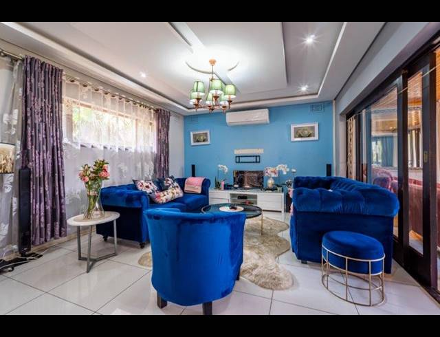 3 BEDROOM HOUSE FOR SALE IN BLUFF